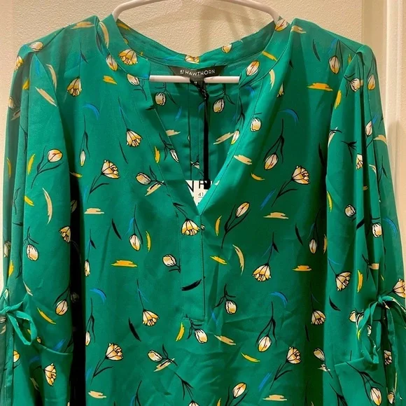 NEW.. 41 Hawthorn Women's Floral Print Long Sleeve Blouse - Picture 5 of 6